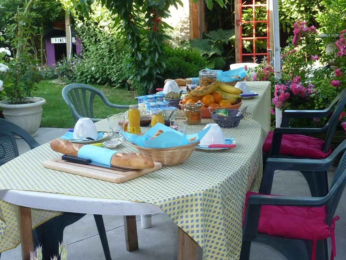 Le Patio D'Eric B&B Aubigny-au-Bac Exterior foto